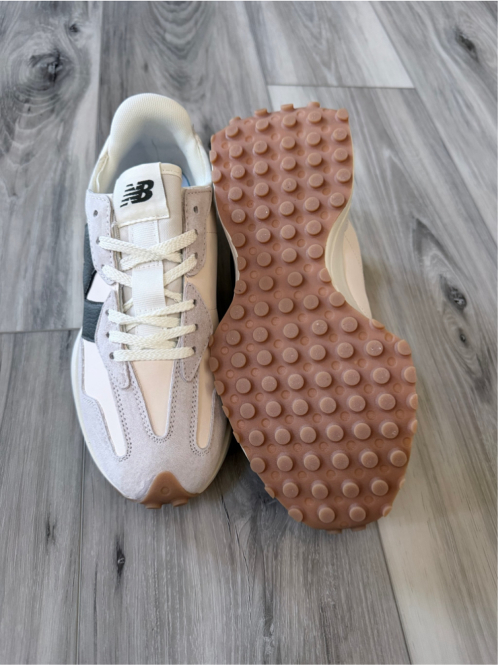 New Balance 327 Sea Salt Grey Cream Gum MS327ASN Men 7.5 Women 9 Sneakers